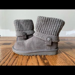 UGG Boots Girls Saela Rib Knit Cuffed SZ 13